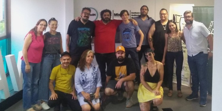 PROTAGONISTAS. En el cierre participaron autoridades, profesionales e integrantes de los proyectos.