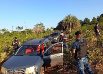 Para robarle el auto, le mintieron que su esposo se accidentó