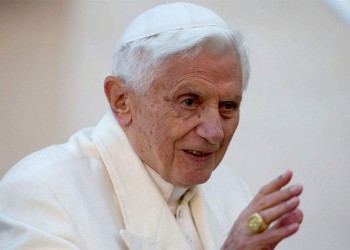Benedicto XVI, el Papa que revolucionó la Iglesia con su renuncia y abrió paso a Francisco
