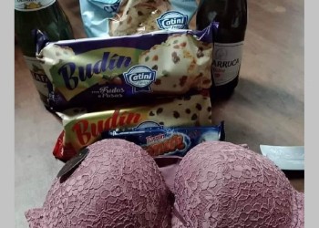 Insólito: En Virasoro, entregaron cajas navideñas con corpiños de regalo