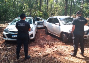 Buscan a banda armada que asaltó y maniató a remisero y se tiroteó con la policía