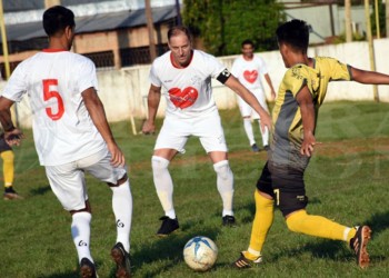 Estrellas Misioneras festejan aniversario en el Ian Barney