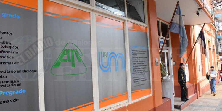 FORTALECER. El Instituto buscará formar recurso humano y proyectos aplicables en el sistema sanitario provincial.