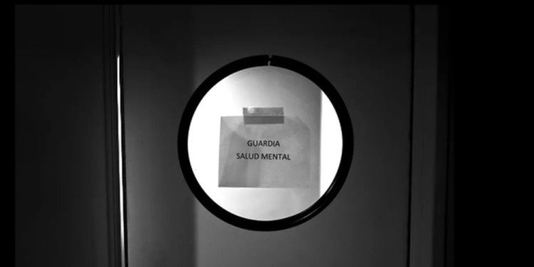 GUARDIAS. Se buscará articular guardias que funcionen en caso de urgencias de salud mental y de consumo problemático.
