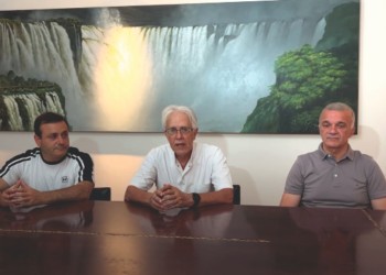Herrera Ahuad y Arce saludaron a sus colegas médicos