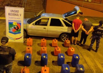 Auto repleto de combustible de contrabando fue interceptado en Iguazú