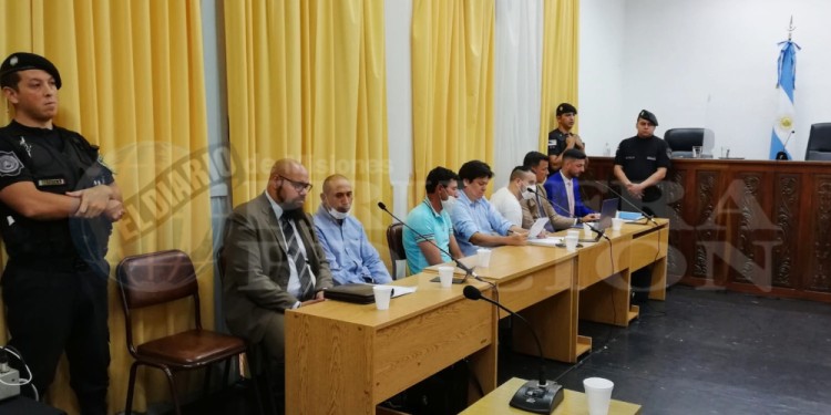 ACUSADOS. Los tres imputados son juzgados por los jueces del Tribunal Penal 2 de Posadas.