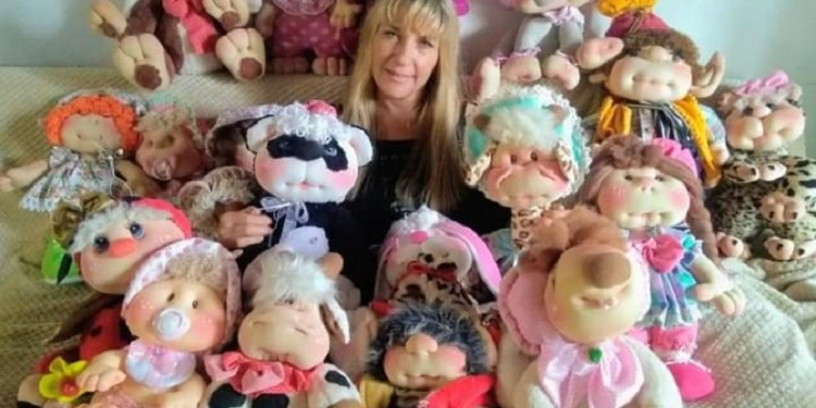 Gisela Bruzzone. Su emprendimiento: Muñequería Soft. Excelente Domingo.