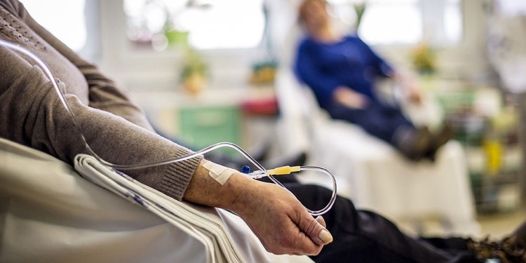 CONSULTORIO ONCOLÓGICO. En noviembre el IPS inauguró un consultorio exclusivo para pacientes oncológicos con oncólogos, psicólogos, kinesiólogos, nutricionistas y atención para el tratamiento del dolor.