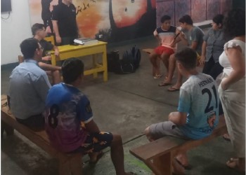 Siete jóvenes del Penal IV son los conductores de un programa radial