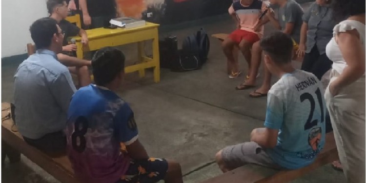 DESDE ADENTRO. Así se llama el programa que representa un desafío para los jóvenes y los anima a soñar un futuro en los medios.