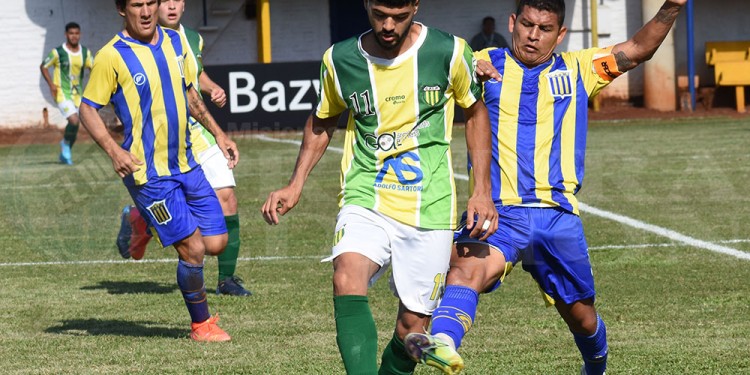 DE ENTRADA. Santiago Benítez, quien escapa a la marca, se recuperó de su lesión y será titular frente a Guaraní.