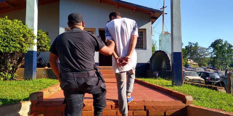 TRAS LAS REJAS. El sospechoso fue alojado en la comisaría de Salto Encantado y declararía en las próximas horas.
