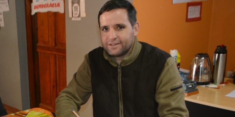 PONELE LA FIRMA. Dardo Romero, presidente de Crucero, analizó el presente y los objetivos para la temporada 2023.