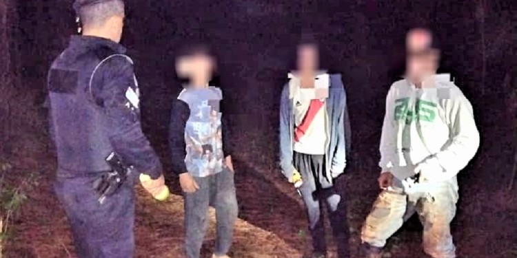 A SALVO. Los efectivos de la Unidad Regional XI hallaron a los pescadores.