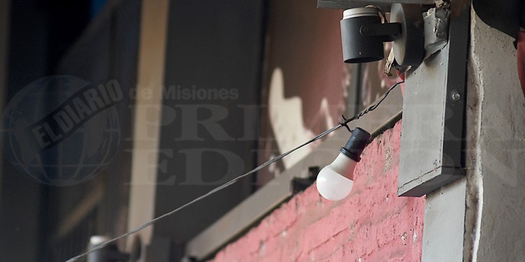 INTEGRAL. Cámaras, alarmas, central de monitoreo y asistencia de un guardia forman parte de la seguridad.