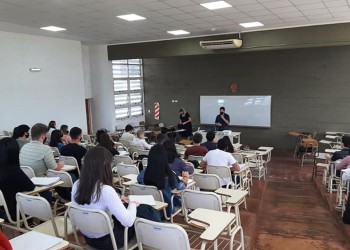 En Posadas, muchos jóvenes mayores de 18 años deciden no seguir estudiando