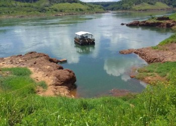 Historia sin fin: vecinos de Iguazú padecen la baja presión del agua