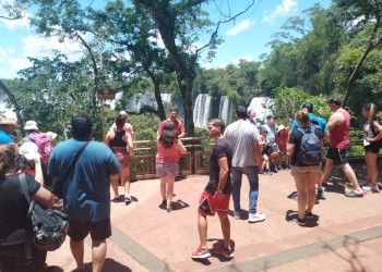 Las Cataratas recuperaron su caudal y volvieron los paseos