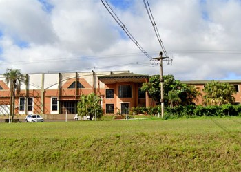 Trabajadores de Cooperativa Citrícola de Alem hace más de dos meses que no cobran