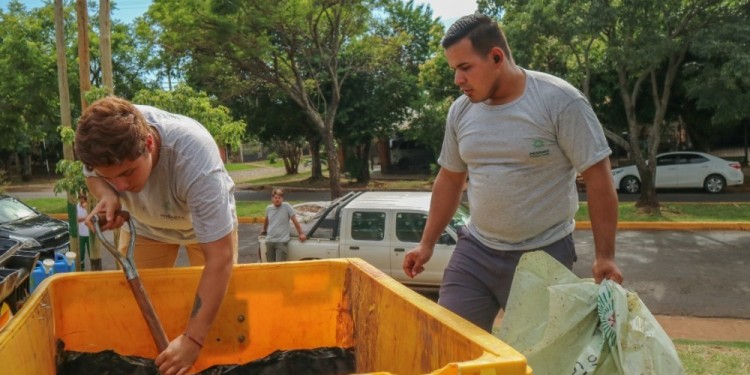 AMBIENTE. El objetivo es concientizar sobre la importancia de reciclar los residuos.
