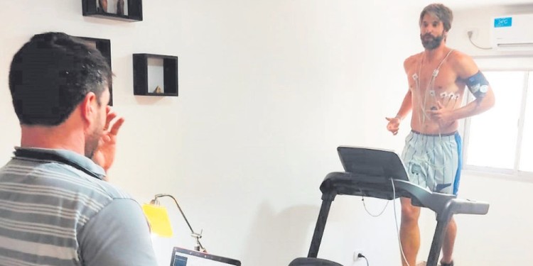 FÍSICO. Santi González fue uno de los jugadores que pasó por el chequeo.