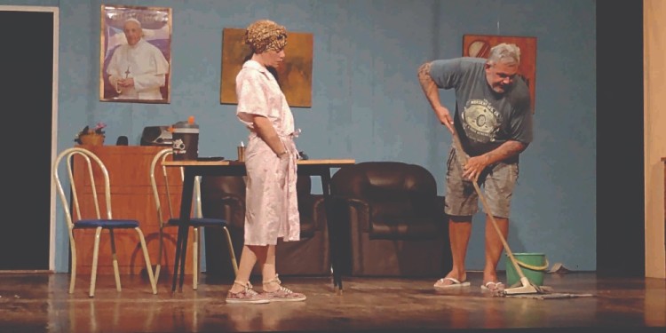 FUNCIONES. Los sábados a las 22 horas se presentará la obra “Calzonudo ¡y punto!