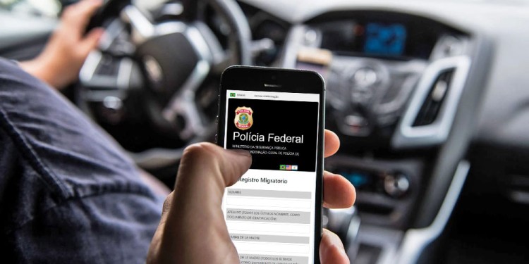 La Policía Federal de Brasil diseñó una aplicación móvil con el objetivo de acelerar tiempos en los pasos fronterizos.