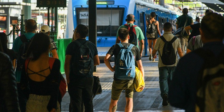 ESTUDIO. La Universidad Torcuato Di Tella estimó una pobreza del 40,2% para el último semestre del 2022.
