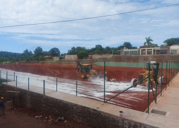 La cancha sintética de hockey en Oberá está cada vez más cerca