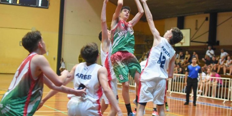 DESAFÍOS. El equipo se prepara para afrontar citas regionales y nacionales.