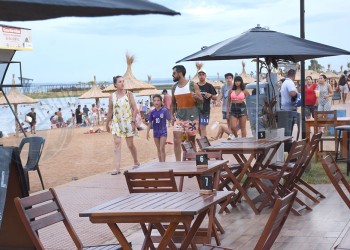 Destacan el derrame económico del destino de playas de Posadas durante este enero