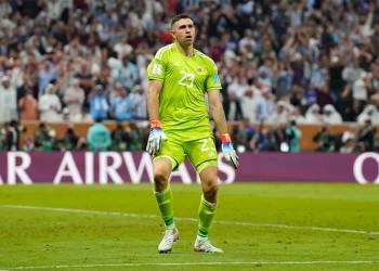 Regla anti Dibu Martínez: FIFA modificaría el reglamento para evitar que haya interferencias en los penales