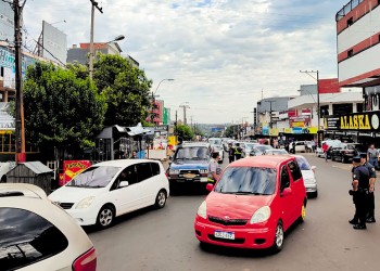 Aunque con pocos efectivos, celebran en Encarnación la “mano dura” en el puente