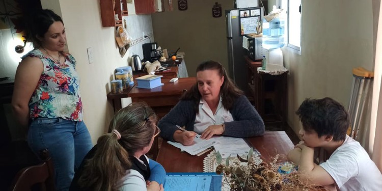 MODALIDAD DOMICILIARIA. A comparación de las clases hospitalarias, las domiciliarias continuaron normalmente en época de pandemia garantizando la educación a aquellos niños en reposo.