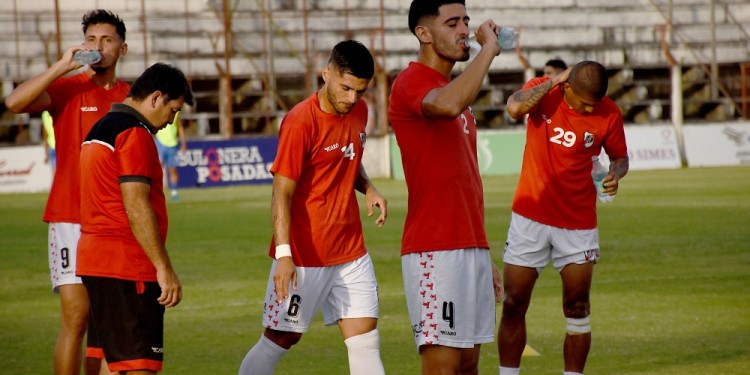 A BUSCAR EL PASAJE. La Franja va por la final de la Litoral Norte.