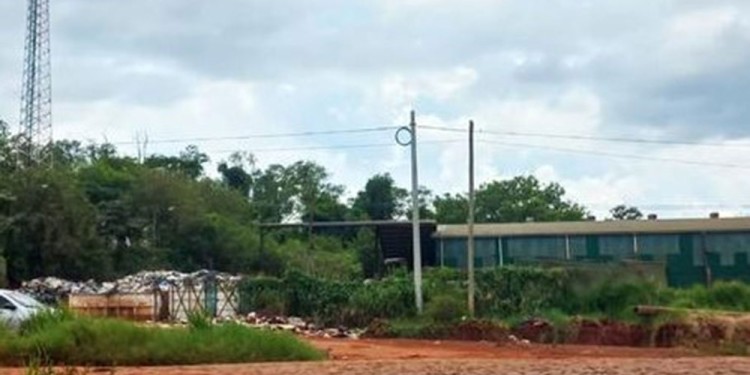 COMPLICADO. El predio recibe mayor cantidad de material a fin de año. (Foto: Gentileza La Voz de Cataratas)