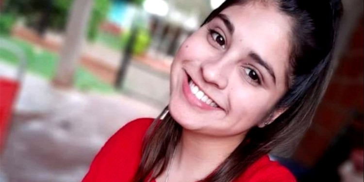Leticia Magalí Arzamendia, de 19 años, falleció tras permanecer internada tras ser embestida por un vehículo sobre la calle Chacabuco y ruta provincial 17 de Eldorado.