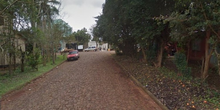 Inmediaciones del lugar del hecho, a pocos pasos del Banco Nación (Google Street View)