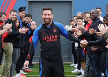 Pasillo de campeón y aplausos: así fue la vuelta de Messi al PSG