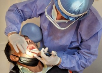 Por los costos, cada vez más odontólogos dejan de atender obras sociales y prepagas