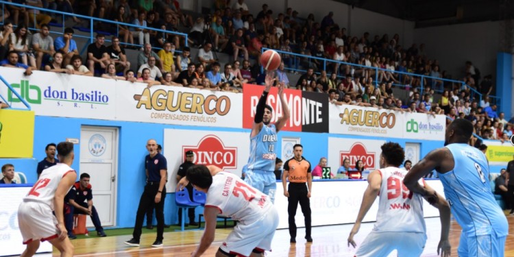 CANCHA LLENA. La victoria ante Unión fue nuevamente ante estadio repleto. (Prensa OTC).