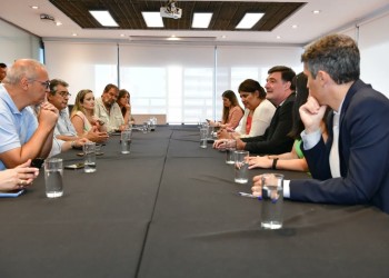 Empleados estatales acordaron un 23,13% de aumento adicional