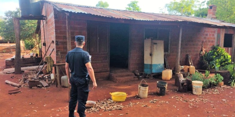 PERICIAS. En esta vivienda ubicada a unos cinco kilómetros de Dos de Mayo fue hallado el cuerpo de Dionisio Franco.