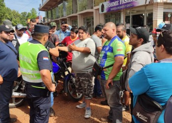 Trabajadores de frontera se movilizaron en Encarnación