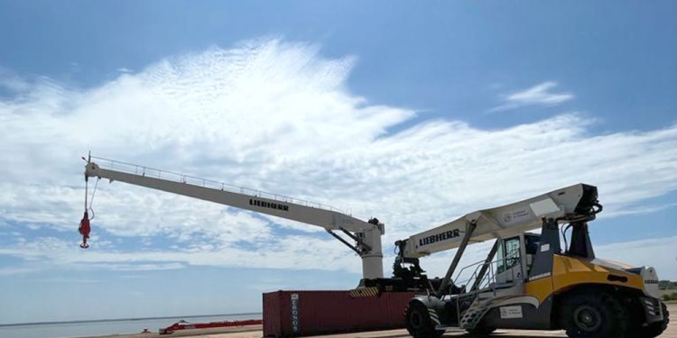ACTIVIDADES. Recordaron que se trabajará con la actividad portuaria y también la de fletamento fluvial.