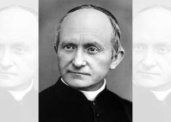 Viva Dios Uno y Trino  en nuestros corazones