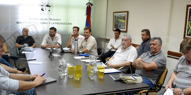 CUARTO INTERMEDIO. La primera mesa no sirvió para cerrar la negociación y ahora habrá que esperar a fin de mes.