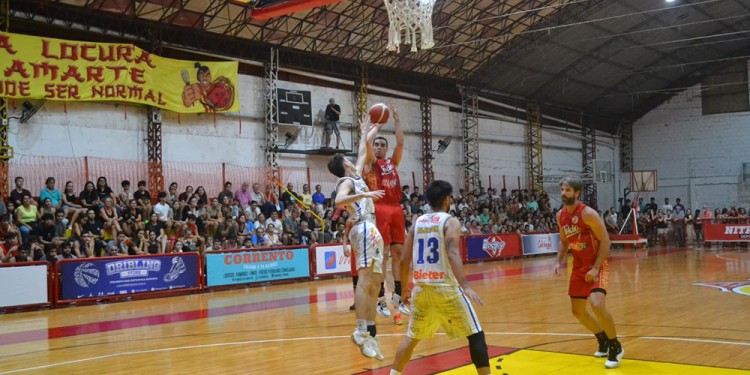 CARTA DE GOL. Tabbia, uno de los referentes de Tokio, que hoy irá por el triunfo (Prensa Tokio)