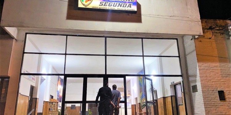 INVESTIGACIÓN. Ocurrió en la Comisaría de la Mujer de la UR-II y luego lo derivaron a la seccional Segunda de Oberá.